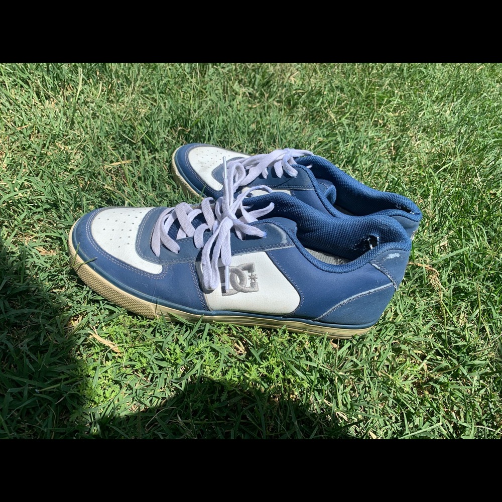 Old school DC, blue sneakers